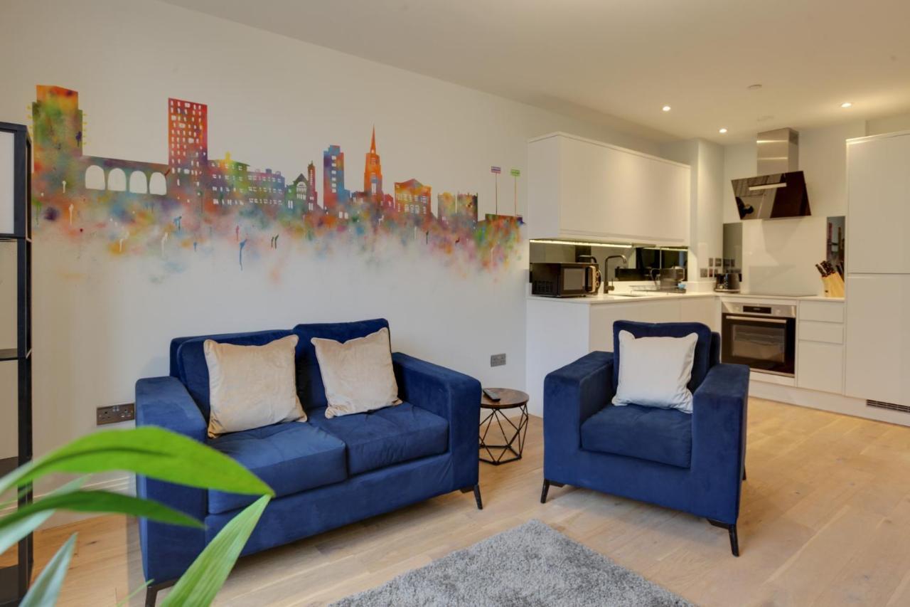 צ'למספורד New London Life Executive Apartments מראה חיצוני תמונה