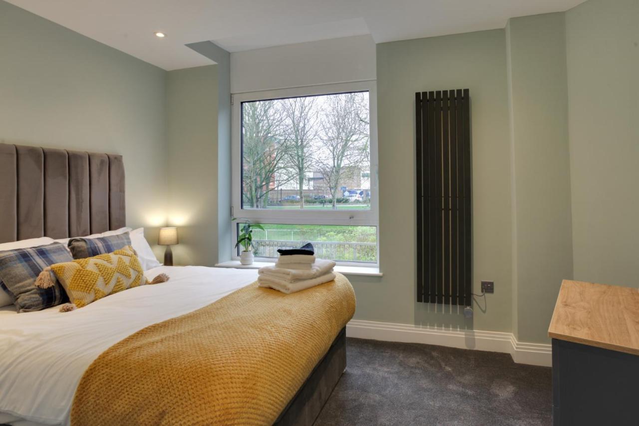 צ'למספורד New London Life Executive Apartments מראה חיצוני תמונה