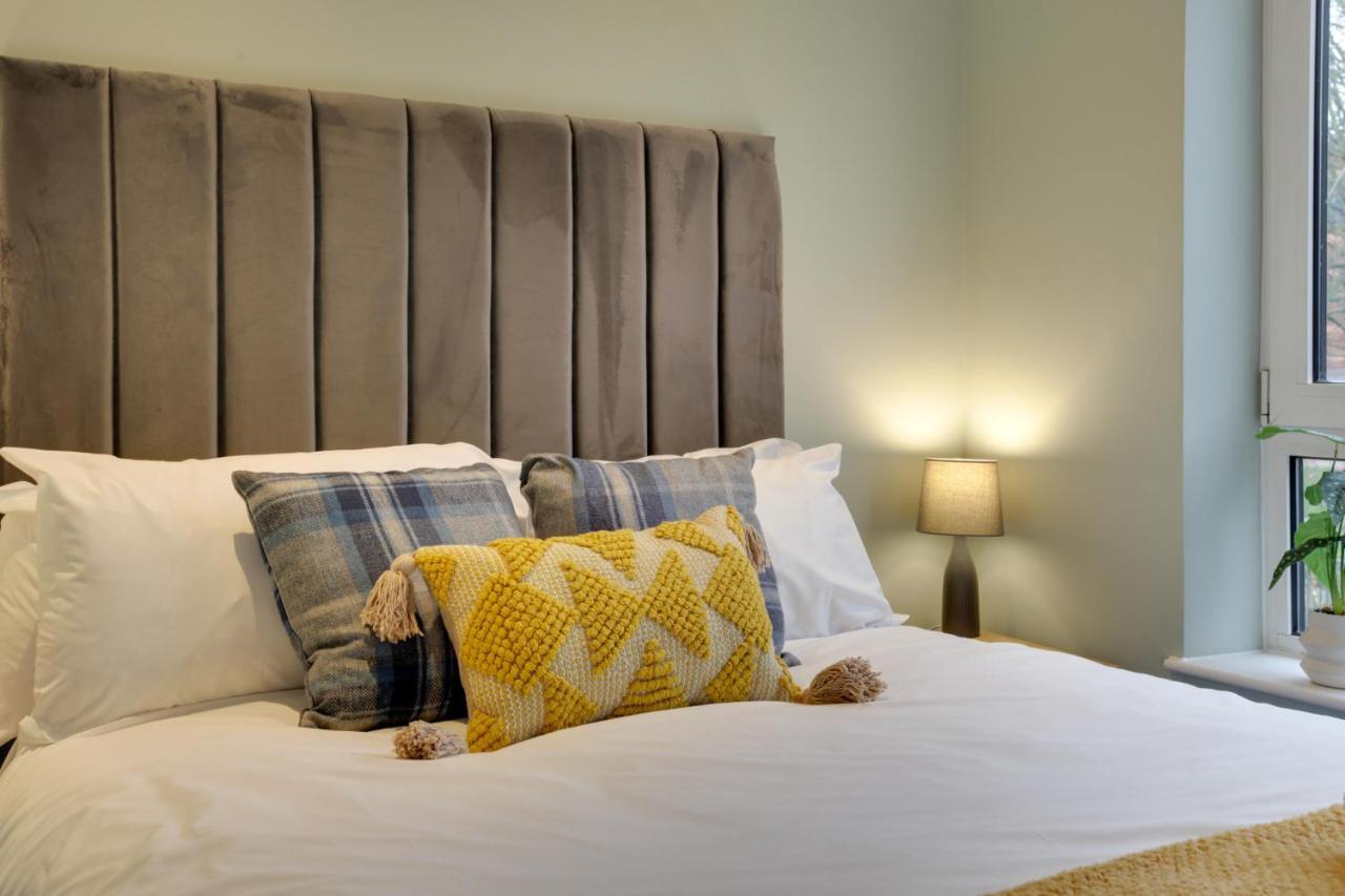 צ'למספורד New London Life Executive Apartments מראה חיצוני תמונה